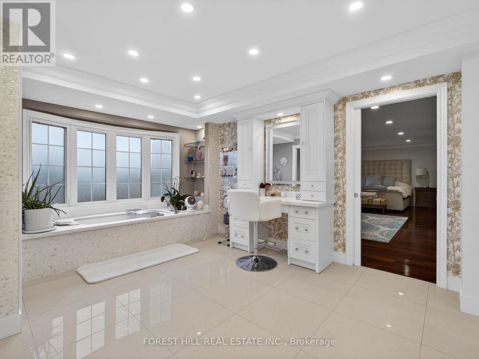 60 Gatcombe Circle, Richmond Hill, Ontario  L4C 9P5 - Photo 19 - N13024286