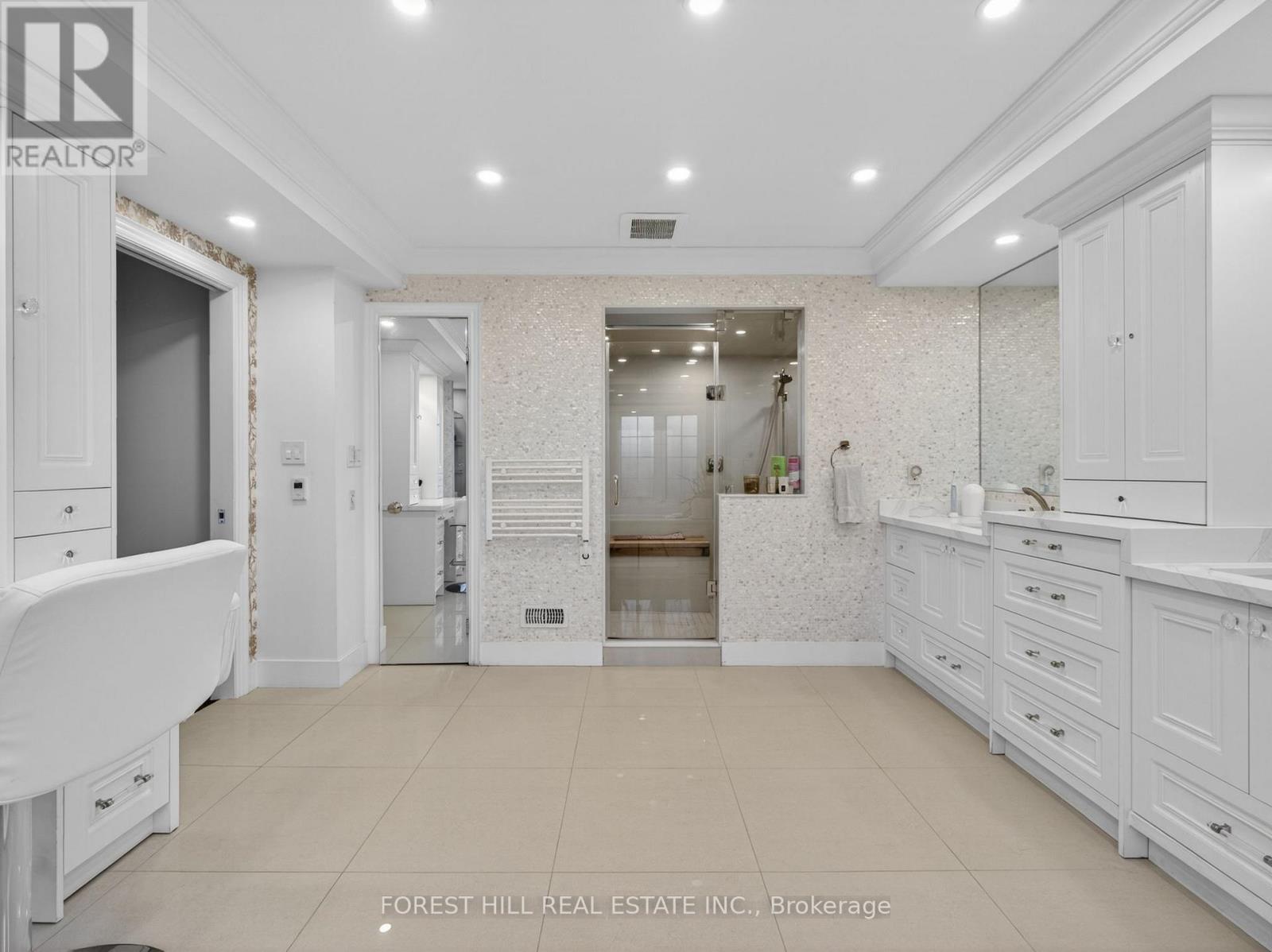 60 Gatcombe Circle, Richmond Hill, Ontario  L4C 9P5 - Photo 20 - N13024286