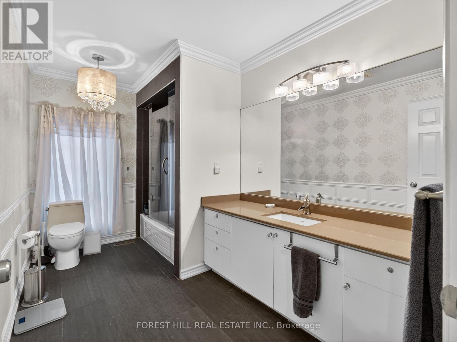 60 Gatcombe Circle, Richmond Hill, Ontario  L4C 9P5 - Photo 24 - N13024286