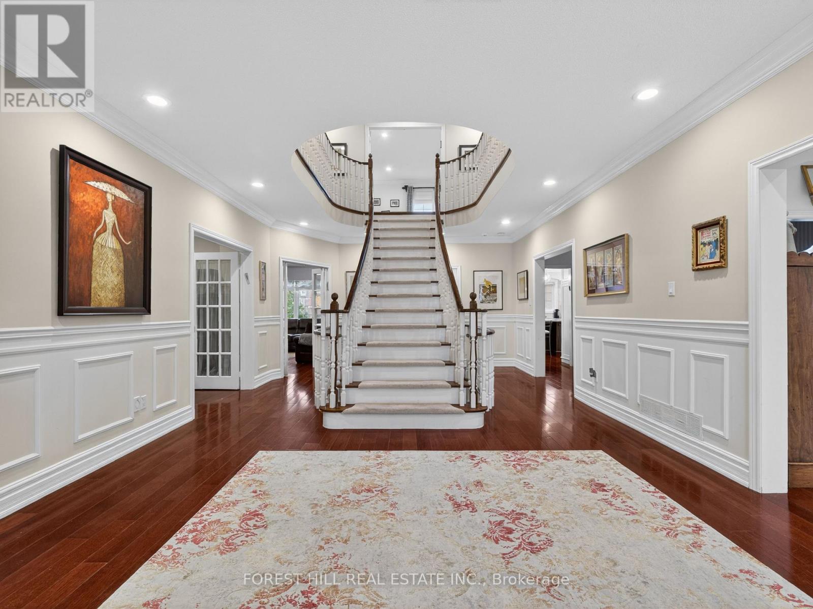 60 Gatcombe Circle, Richmond Hill, Ontario  L4C 9P5 - Photo 5 - N13024286