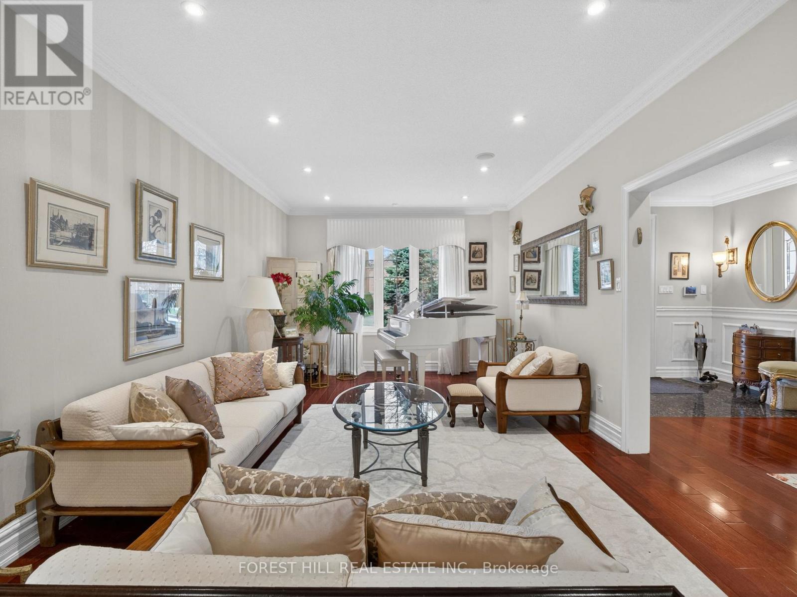 60 Gatcombe Circle, Richmond Hill, Ontario  L4C 9P5 - Photo 6 - N13024286