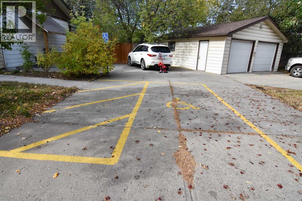 309 Main Street NW, Airdrie, Alberta  T4B 1E2 - Photo 17 - A2285395