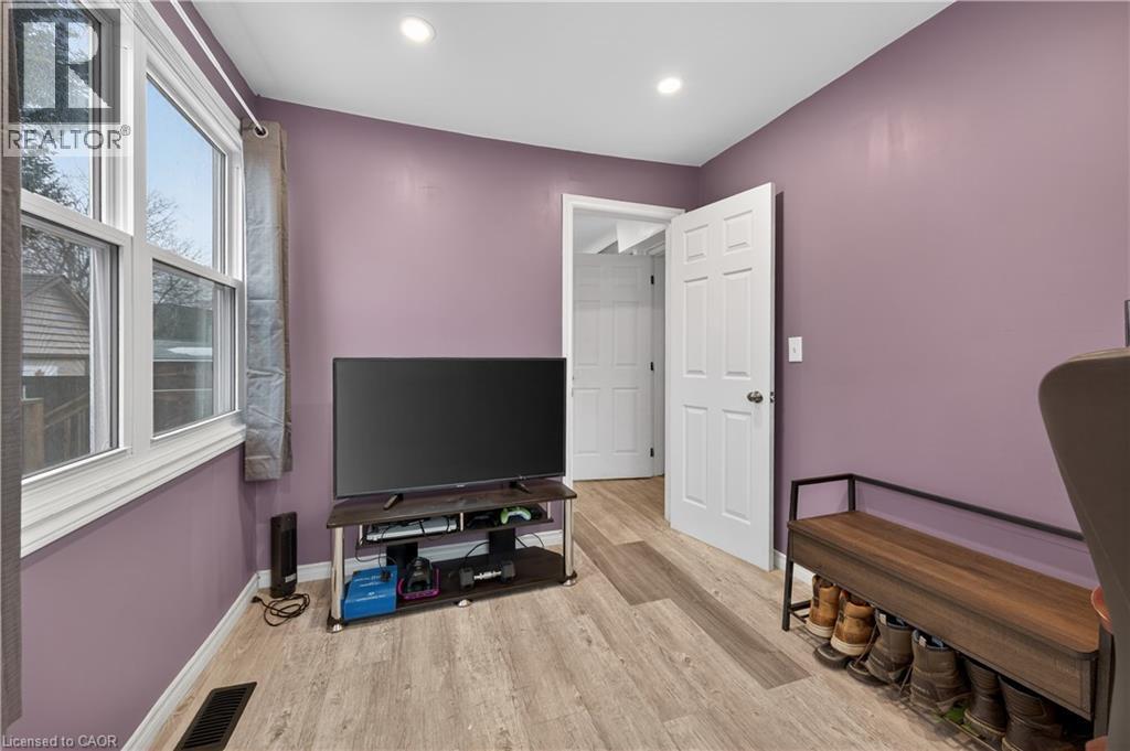 149 Elgin Street, Brantford, Ontario  N3A 5A4 - Photo 34 - 40822732