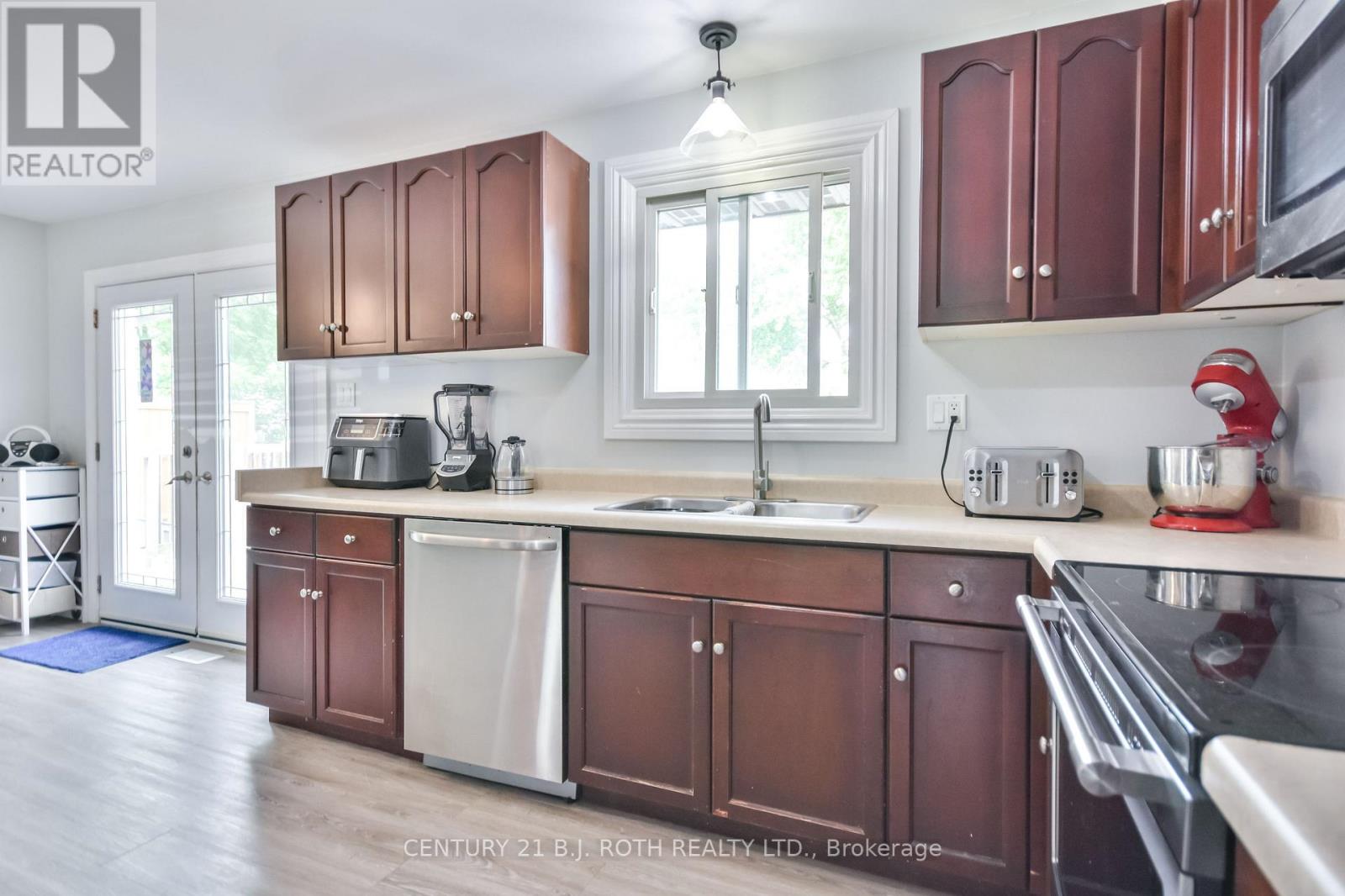 74 Baldwin Lane, Barrie (Allandale), Ontario  L4N 2W3 - Photo 11 - S13024114