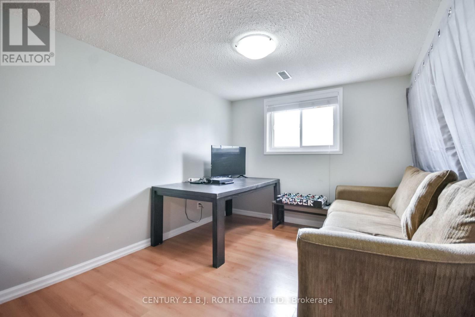 74 Baldwin Lane, Barrie (Allandale), Ontario  L4N 2W3 - Photo 24 - S13024114