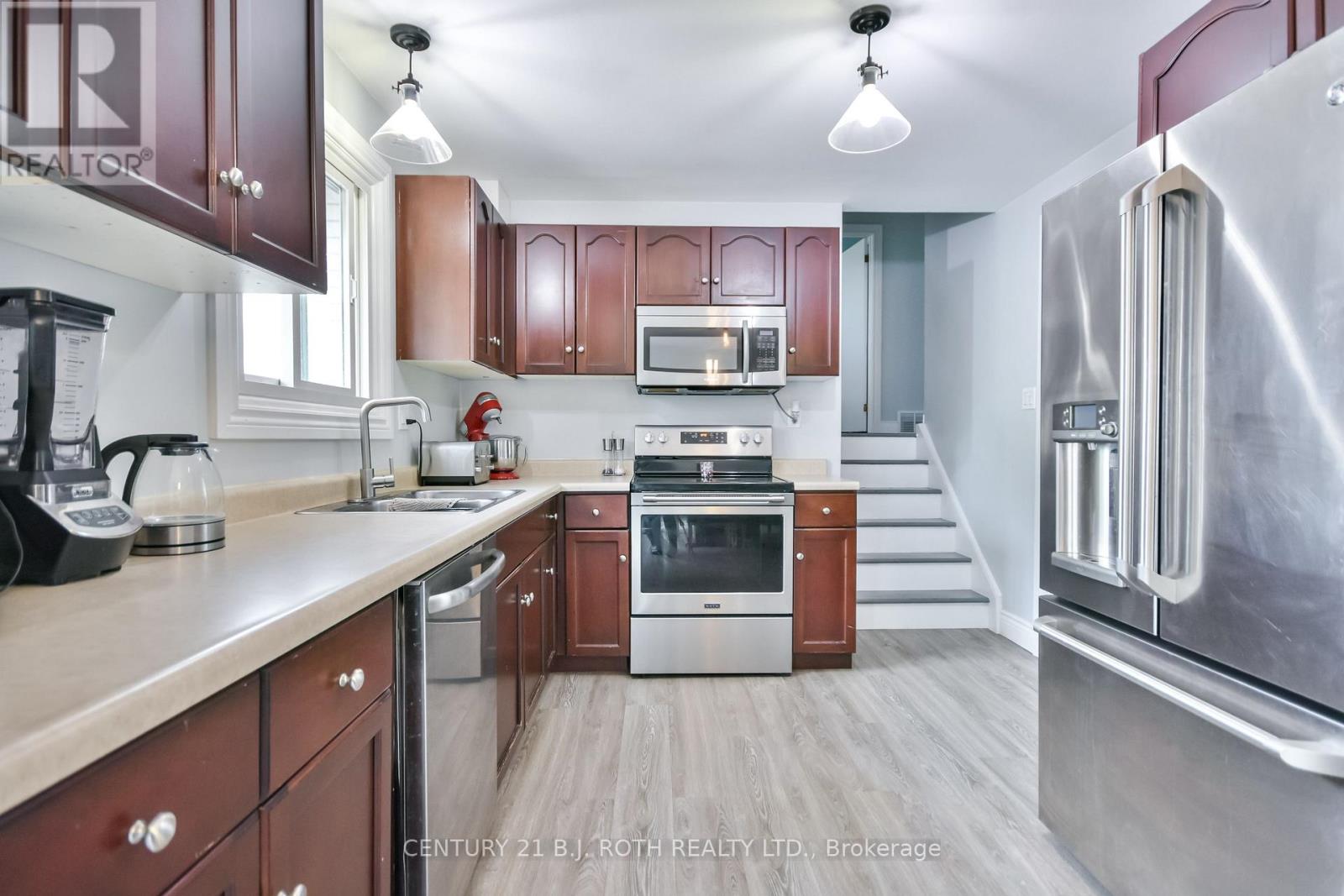 74 Baldwin Lane, Barrie (Allandale), Ontario  L4N 2W3 - Photo 9 - S13024114