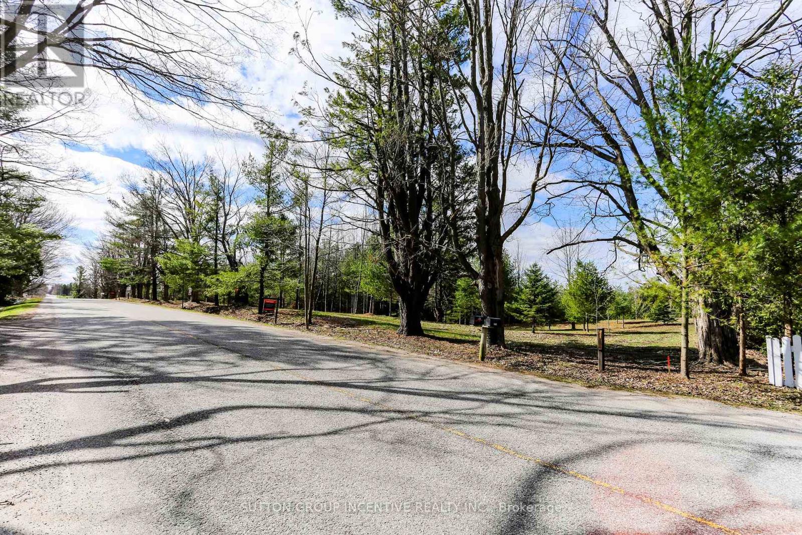 2774 Old Second Road S, Springwater, Ontario  L9X 1P6 - Photo 2 - S13024188