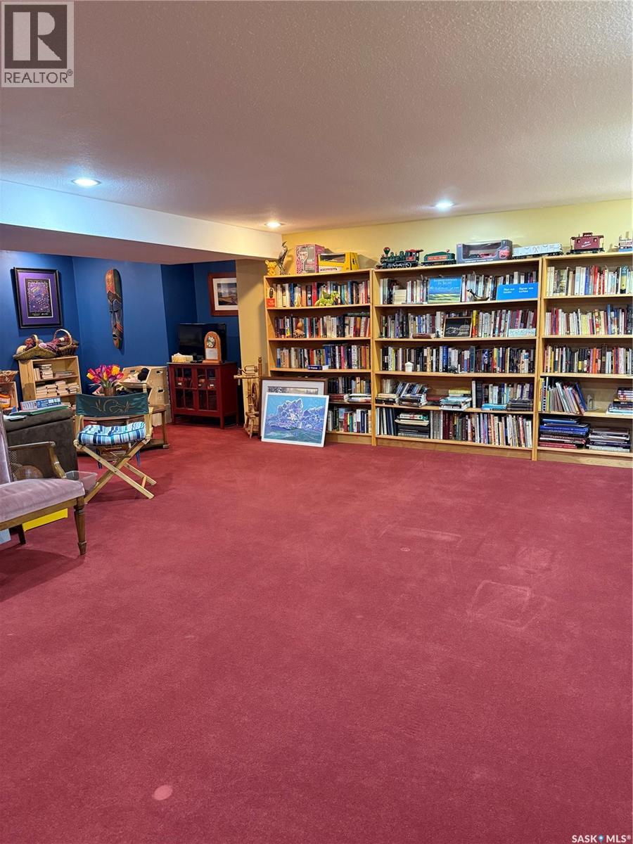 230 Baker Place, Saskatoon, Saskatchewan  S7N 3L1 - Photo 23 - SK033354