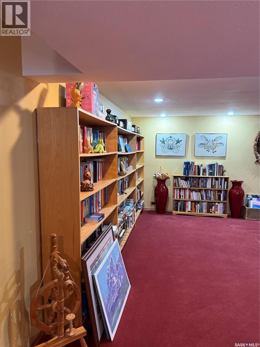 230 Baker Place, Saskatoon, Saskatchewan  S7N 3L1 - Photo 27 - SK033354