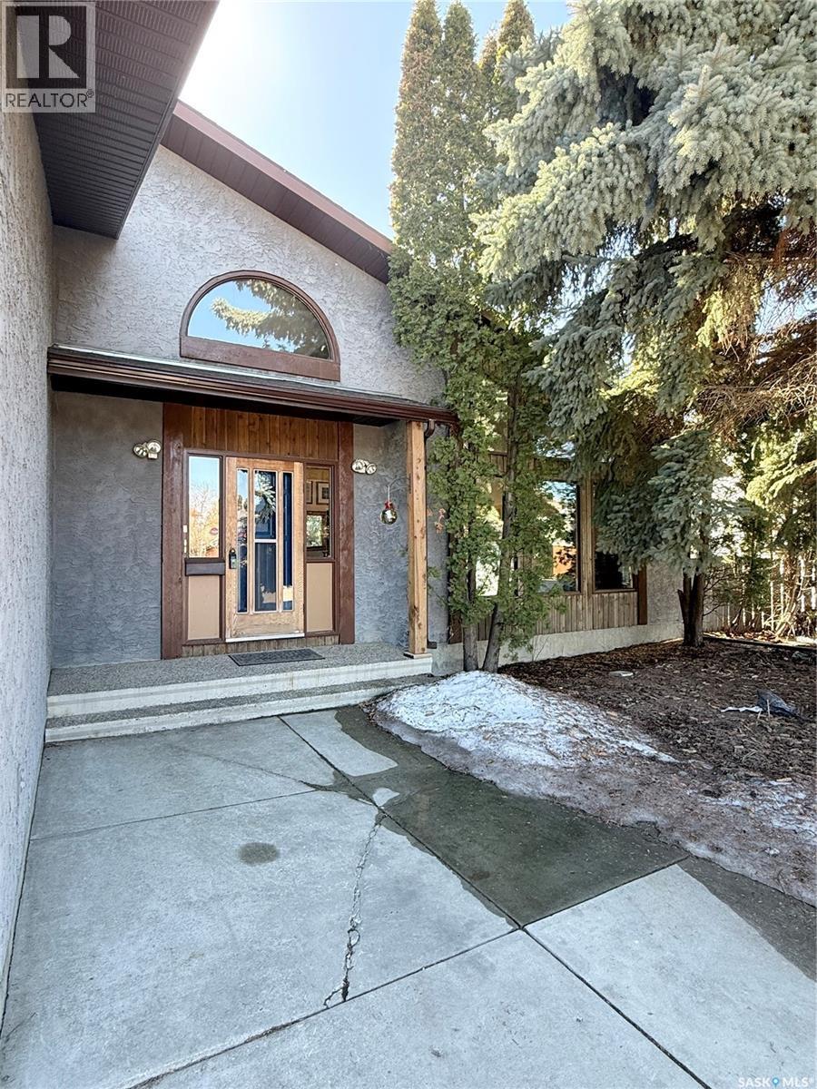 230 Baker Place, Saskatoon, Saskatchewan  S7N 3L1 - Photo 3 - SK033354