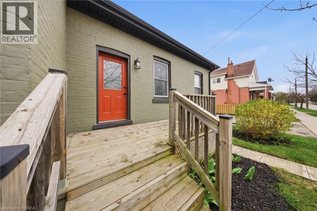 62 Walnut Street, Brantford, Ontario  N3T 1H2 - Photo 15 - 40821936