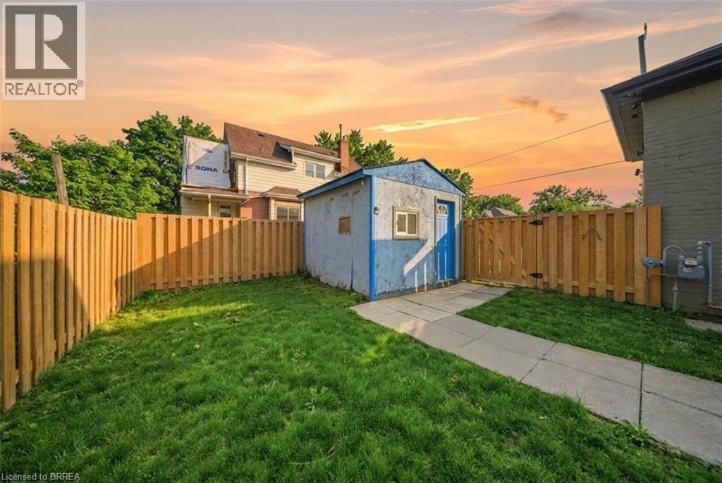 62 Walnut Street, Brantford, Ontario  N3T 1H2 - Photo 18 - 40821936