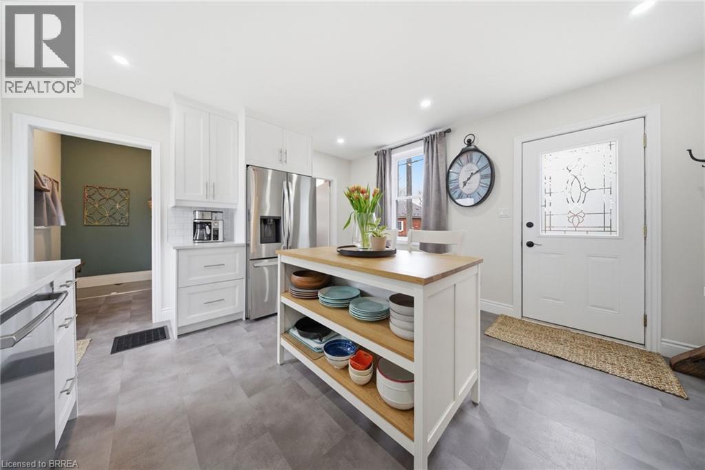 62 Walnut Street, Brantford, Ontario  N3T 1H2 - Photo 9 - 40821936