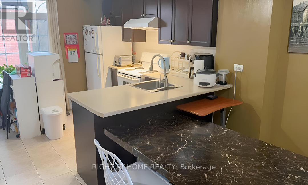 212 - 870 Jane Street, Toronto, Ontario  M6N 4C2 - Photo 5 - W13023916