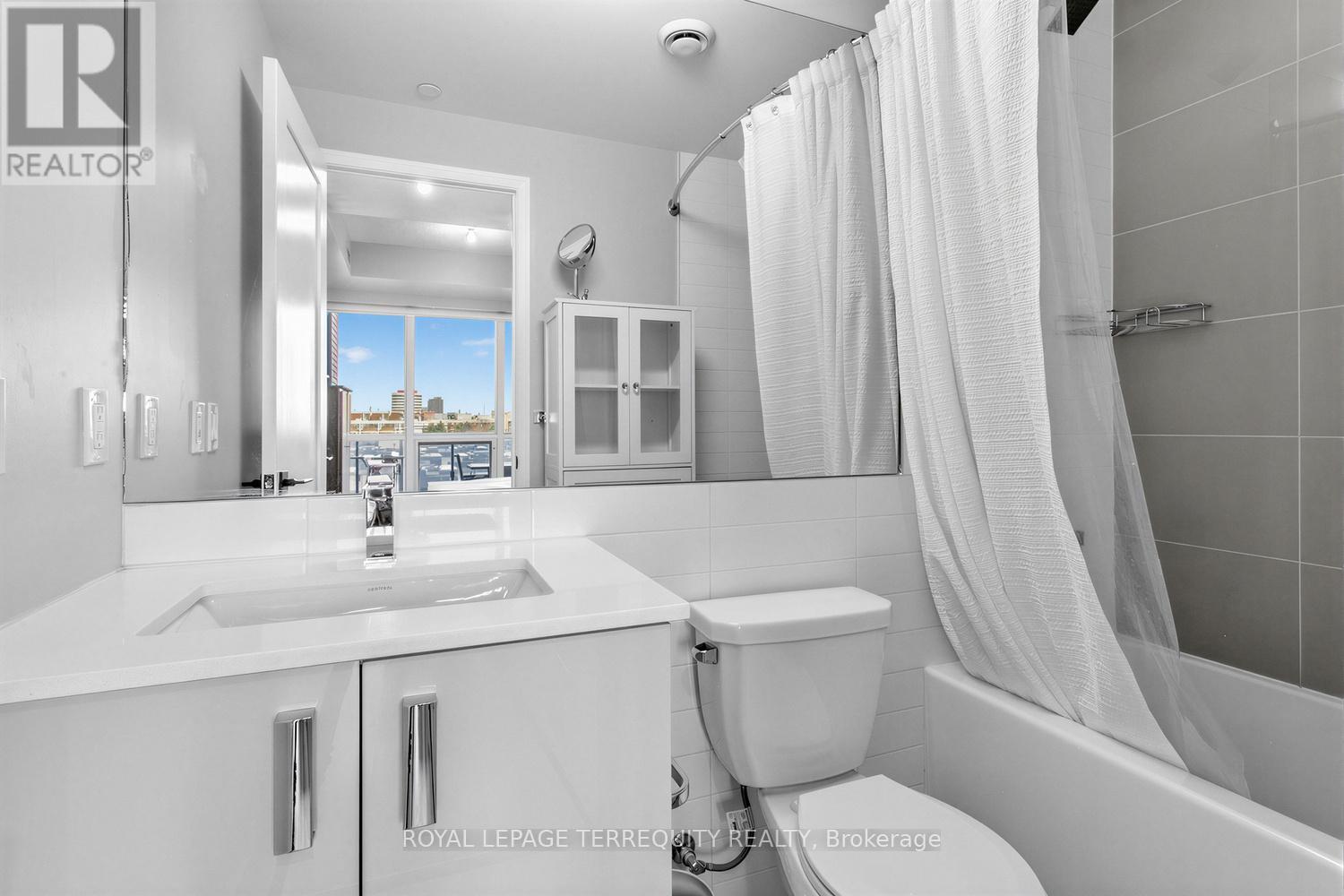 634 - 26 Gibbs Road, Toronto, Ontario  M9B 0E3 - Photo 13 - W13023926