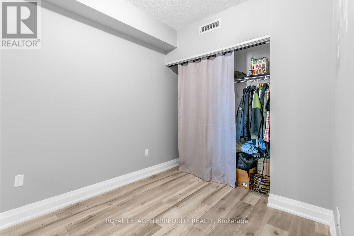 634 - 26 Gibbs Road, Toronto, Ontario  M9B 0E3 - Photo 14 - W13023926