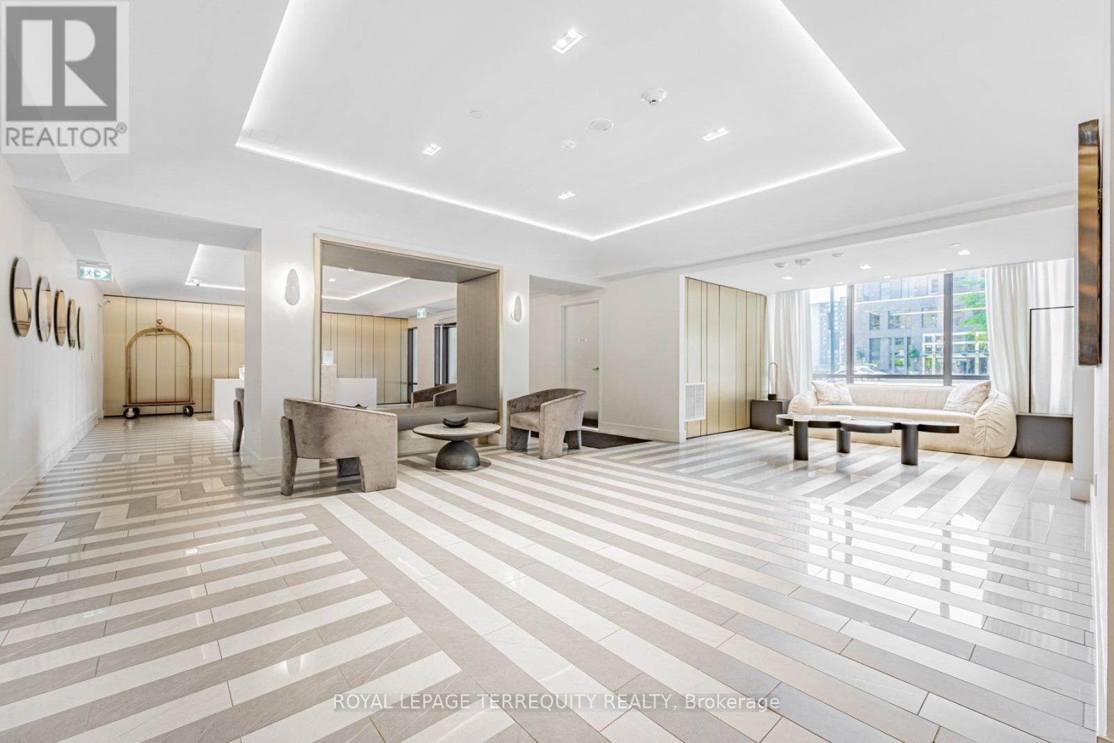 634 - 26 Gibbs Road, Toronto, Ontario  M9B 0E3 - Photo 3 - W13023926