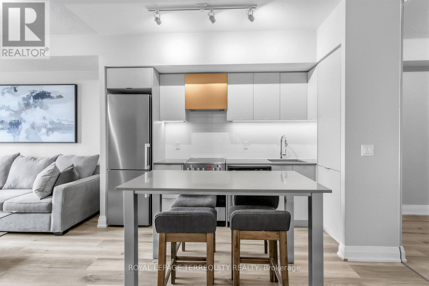 634 - 26 Gibbs Road, Toronto, Ontario  M9B 0E3 - Photo 6 - W13023926