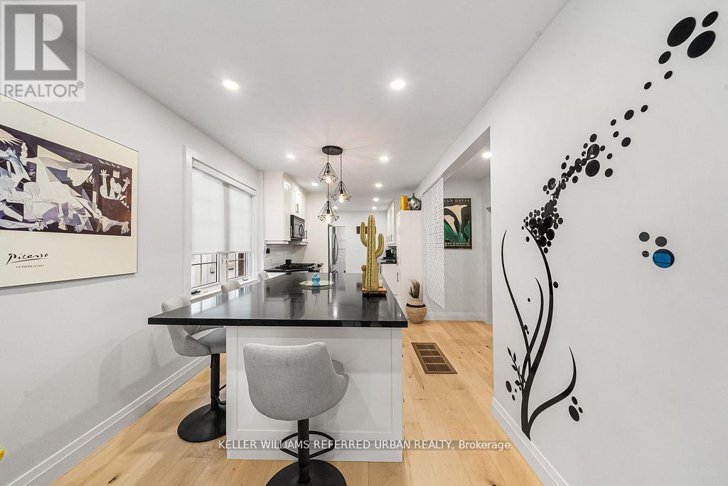 87 Fourth Street, Toronto, Ontario  M8V 2Y4 - Photo 11 - W13023964