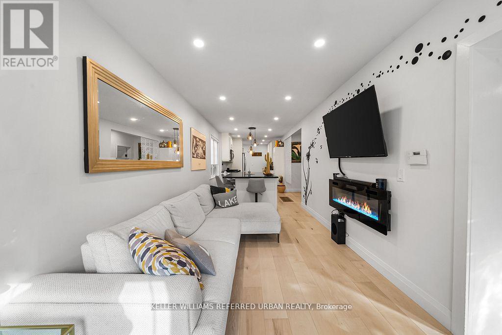 87 Fourth Street, Toronto, Ontario  M8V 2Y4 - Photo 7 - W13023964