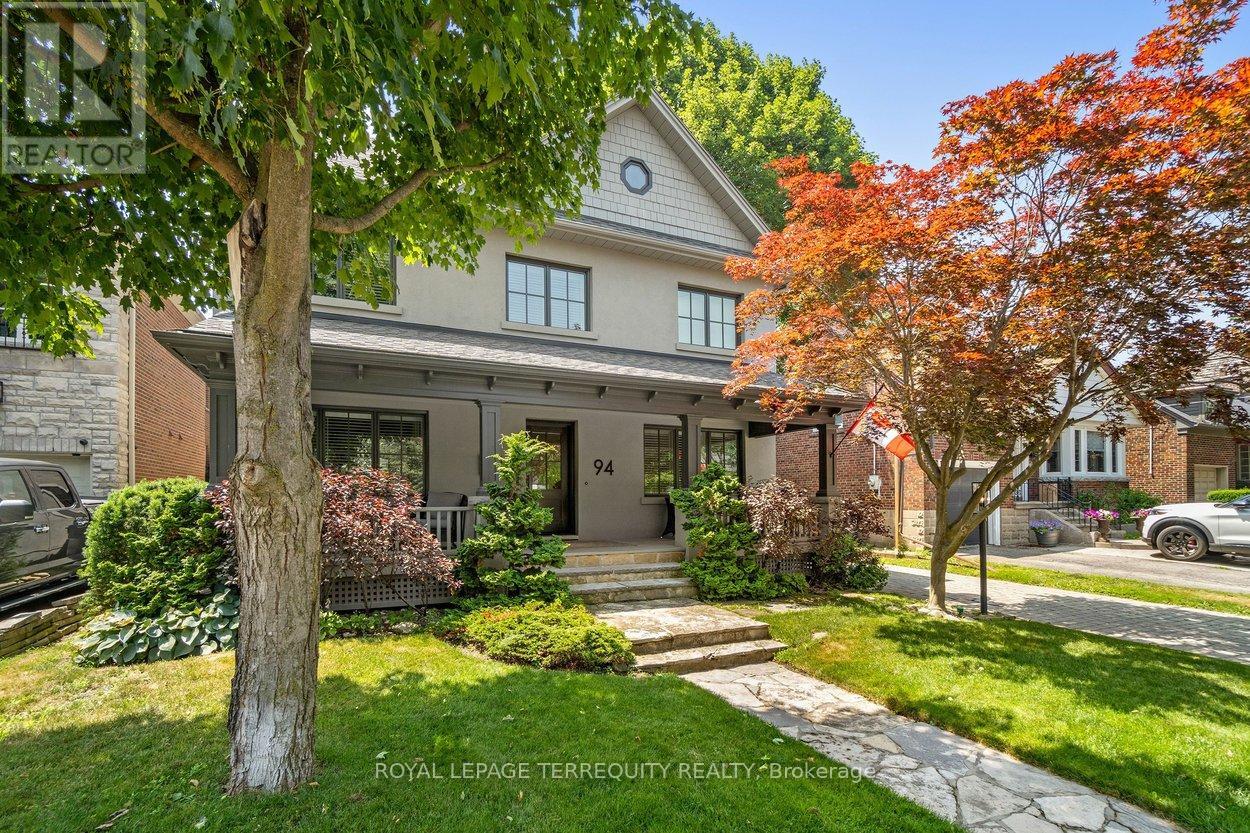 94 Kingsway Crescent, Toronto, Ontario  M8X 2R9 - Photo 2 - W13024008