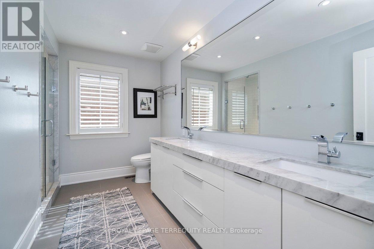 94 Kingsway Crescent, Toronto, Ontario  M8X 2R9 - Photo 28 - W13024008