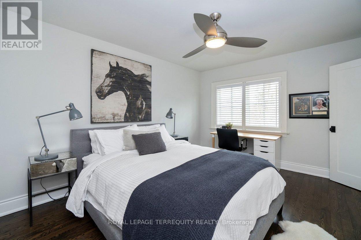 94 Kingsway Crescent, Toronto, Ontario  M8X 2R9 - Photo 31 - W13024008