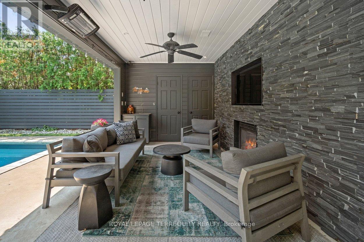 94 Kingsway Crescent, Toronto, Ontario  M8X 2R9 - Photo 38 - W13024008