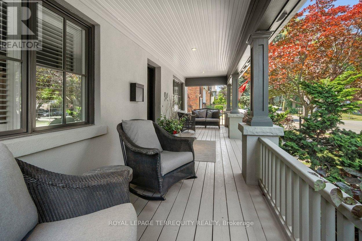 94 Kingsway Crescent, Toronto, Ontario  M8X 2R9 - Photo 4 - W13024008