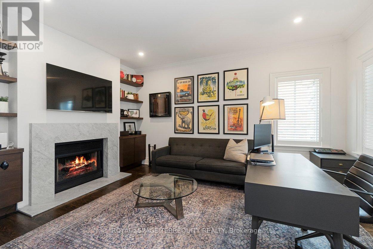 94 Kingsway Crescent, Toronto, Ontario  M8X 2R9 - Photo 8 - W13024008