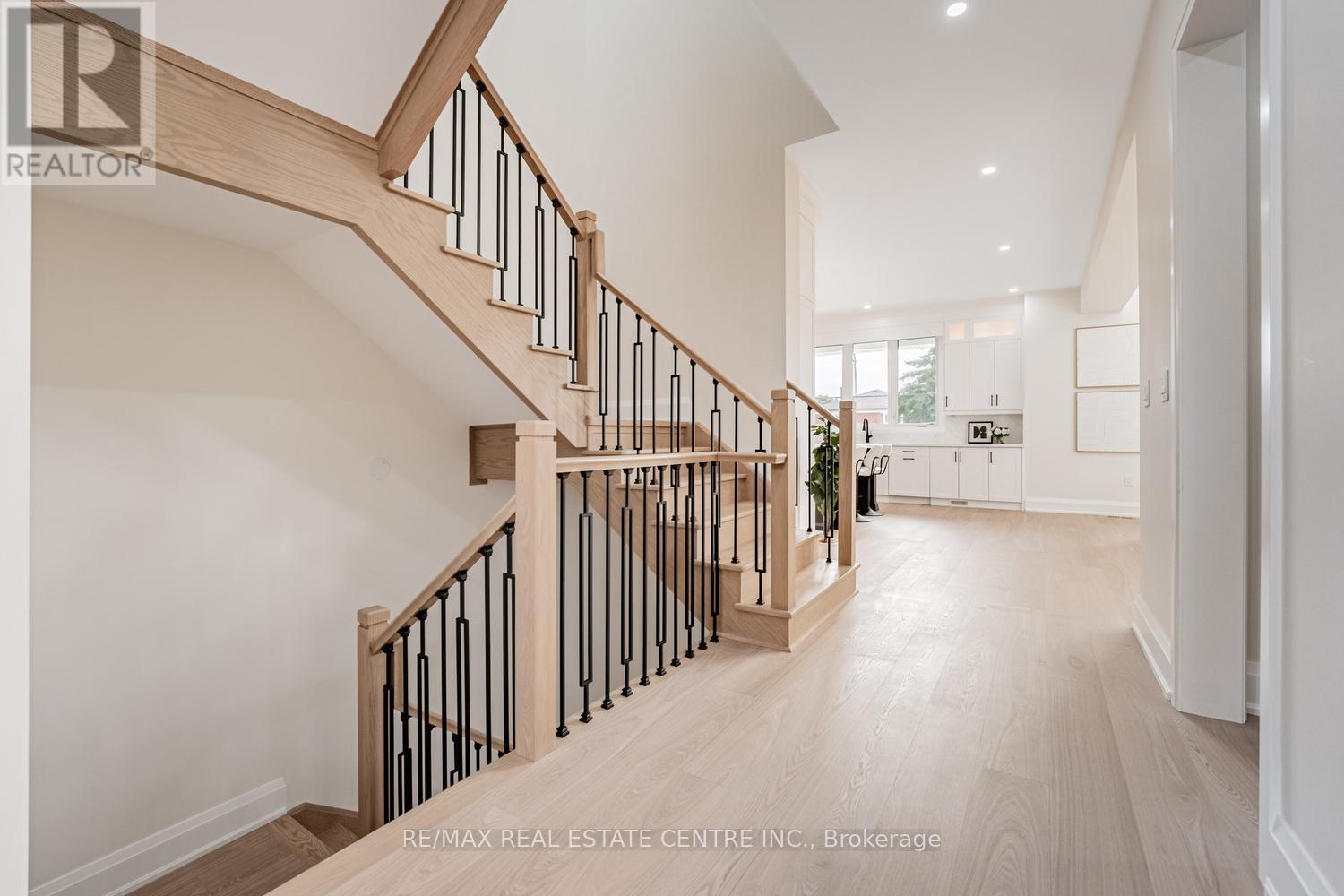 368 Weighton Drive, Oakville, Ontario  L6K 2R4 - Photo 14 - W13024038