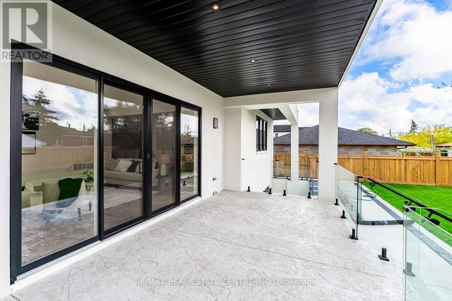 368 Weighton Drive, Oakville, Ontario  L6K 2R4 - Photo 40 - W13024038