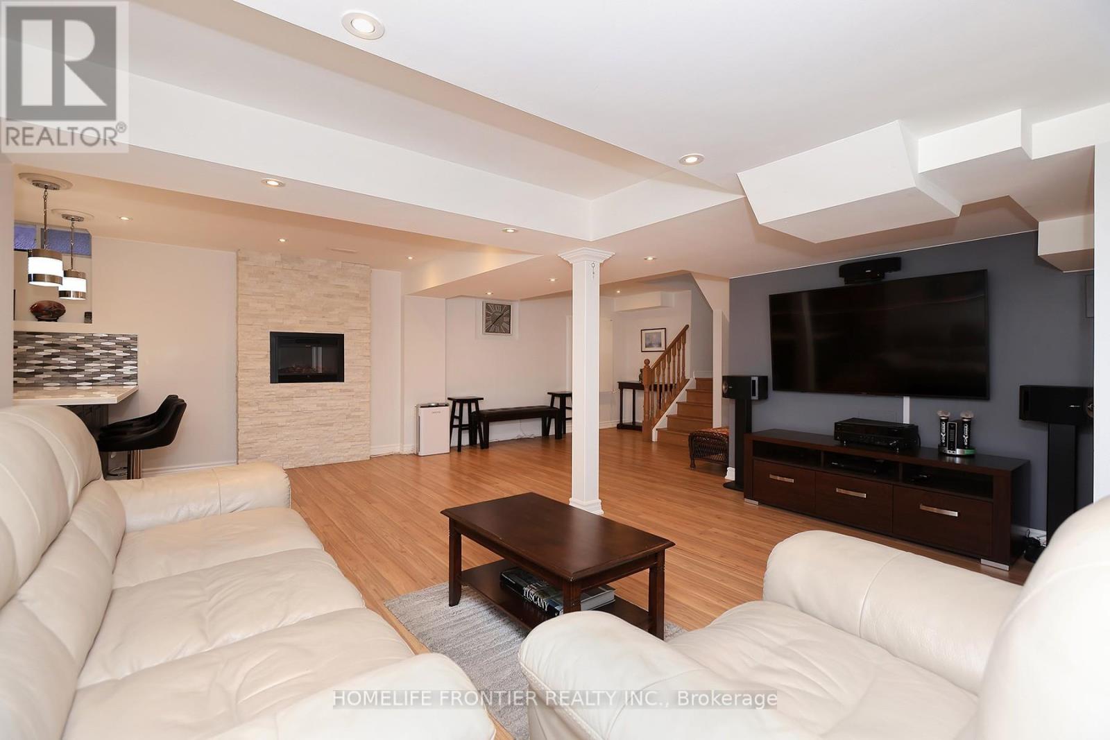 3213 Escada Drive, Mississauga, Ontario  L5M 7V6 - Photo 20 - W13024044