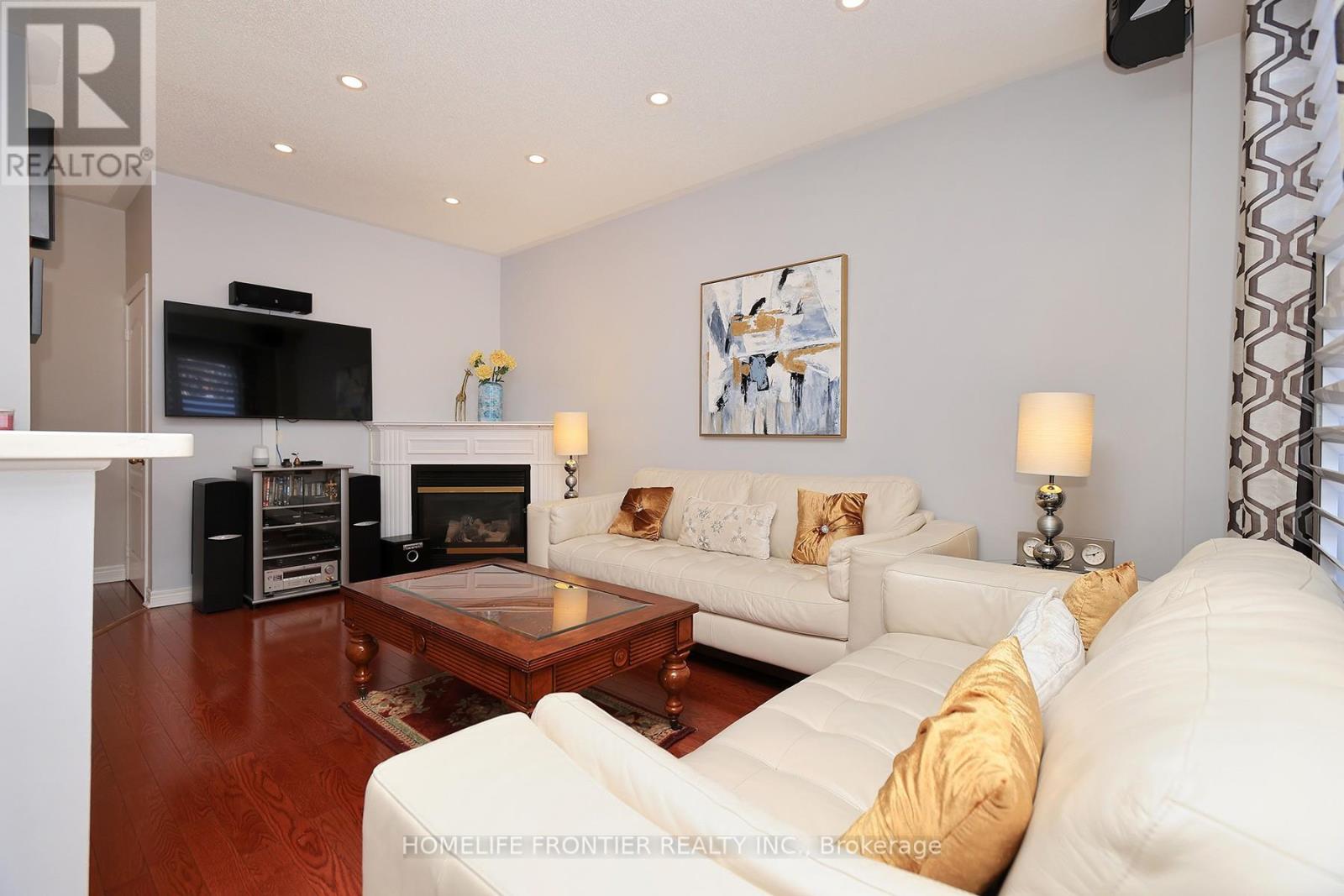 3213 Escada Drive, Mississauga, Ontario  L5M 7V6 - Photo 7 - W13024044