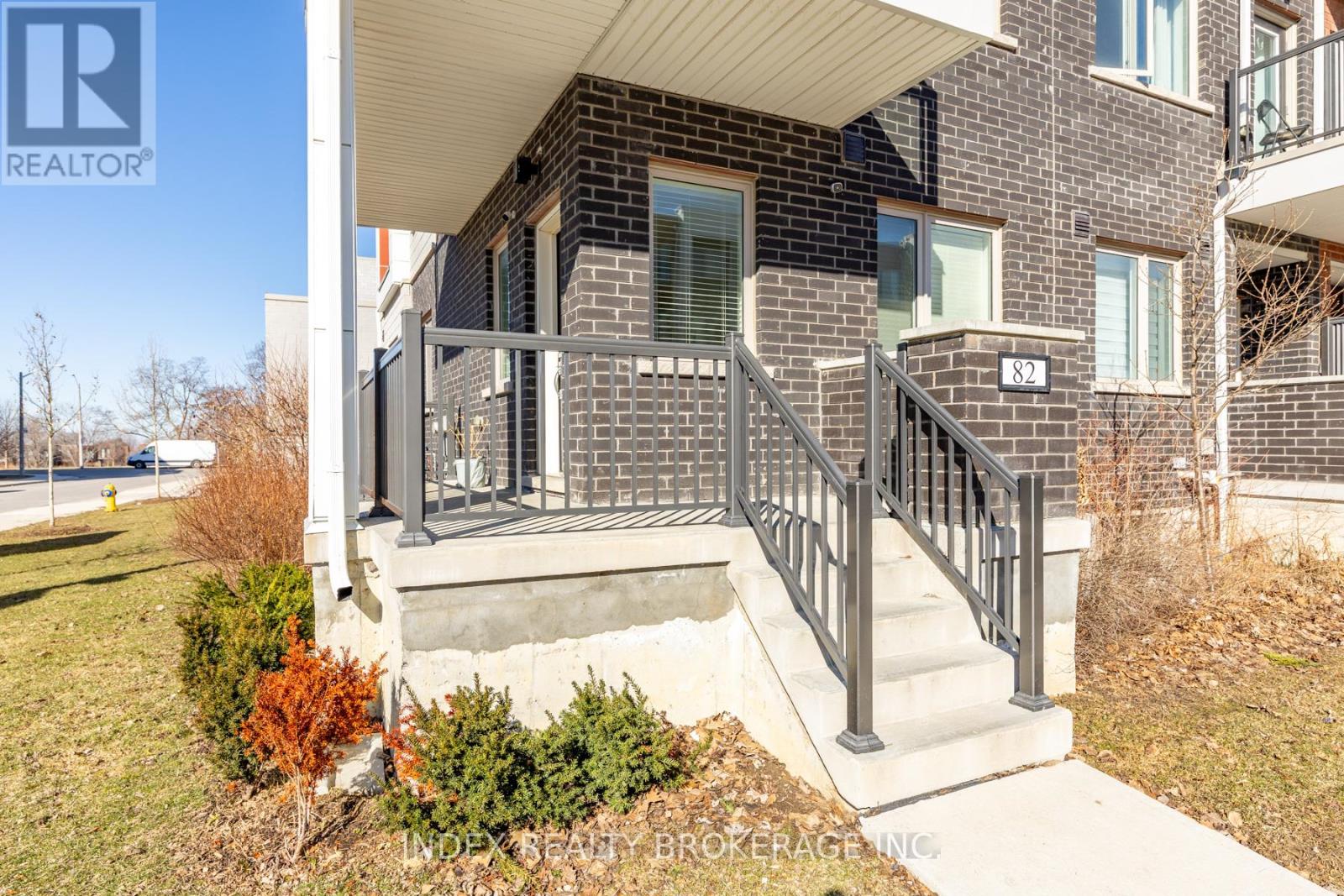 82 William Duncan Road, Toronto, Ontario  M3K 0B7 - Photo 2 - W13024074