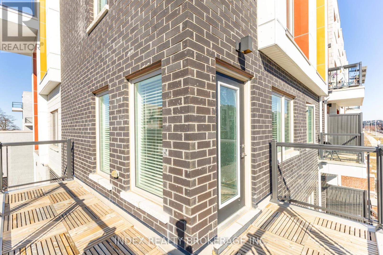 82 William Duncan Road, Toronto, Ontario  M3K 0B7 - Photo 21 - W13024074