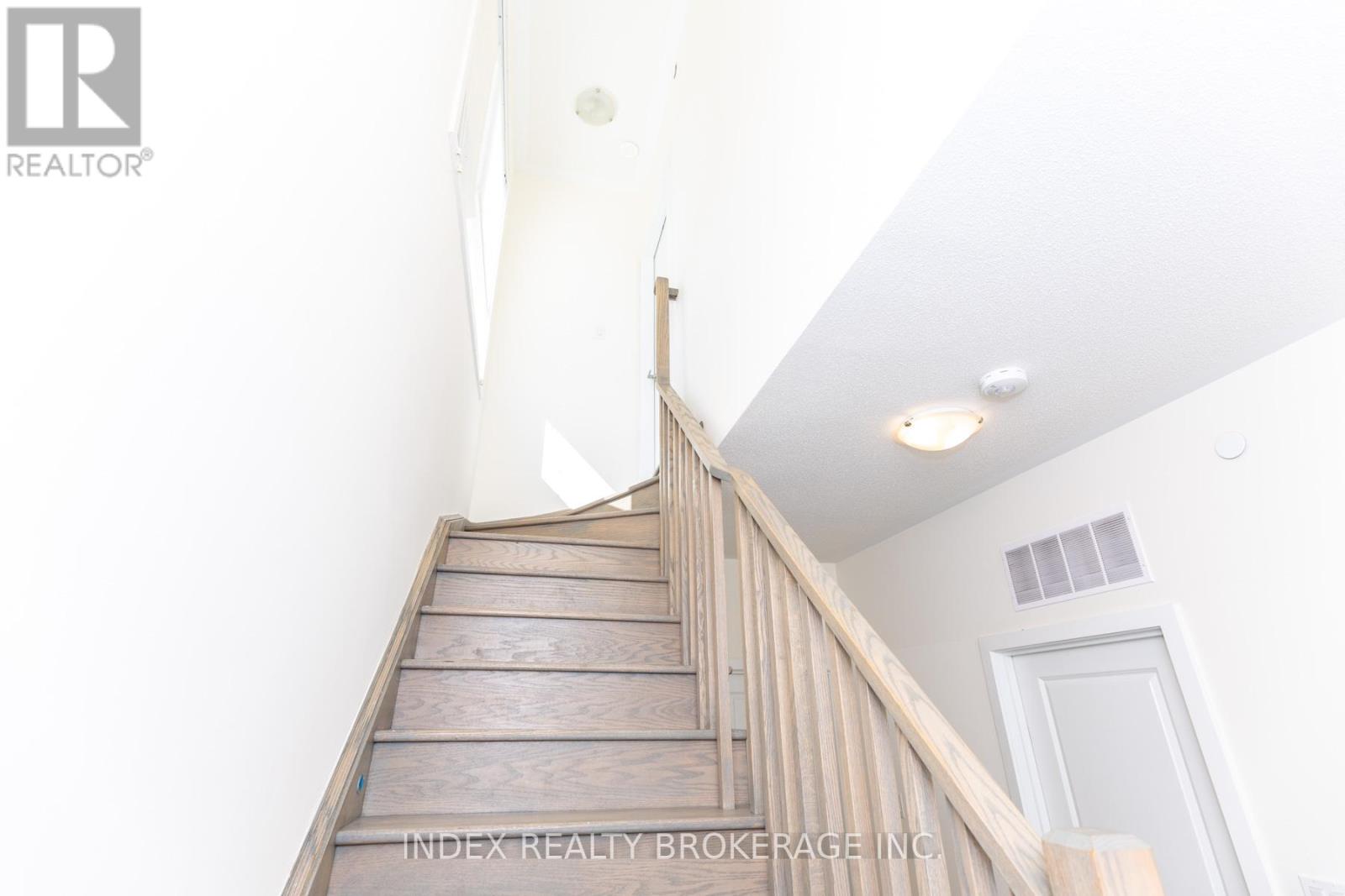 82 William Duncan Road, Toronto, Ontario  M3K 0B7 - Photo 34 - W13024074