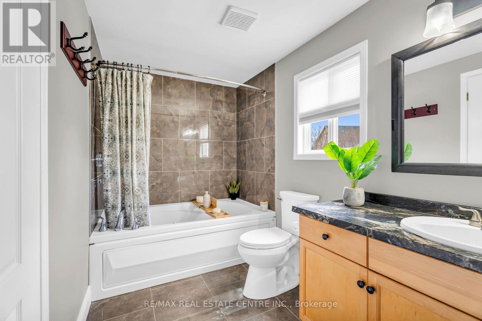 11 Chapman Road, Orangeville, Ontario  L9W 5C7 - Photo 22 - W13024142