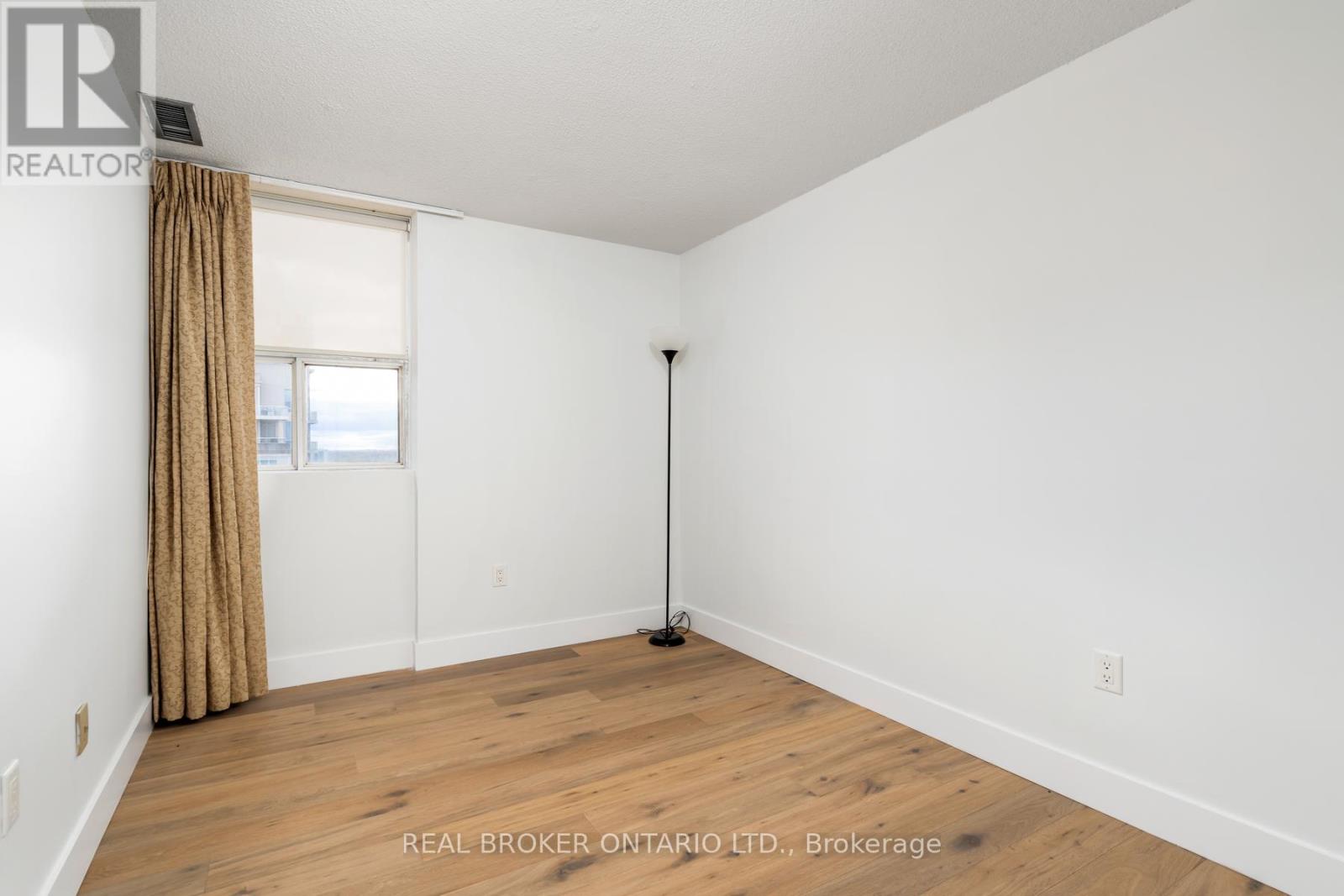 1601 - 3845 Lake Shore Boulevard W, Toronto, Ontario  M8W 4Y3 - Photo 13 - W13024194