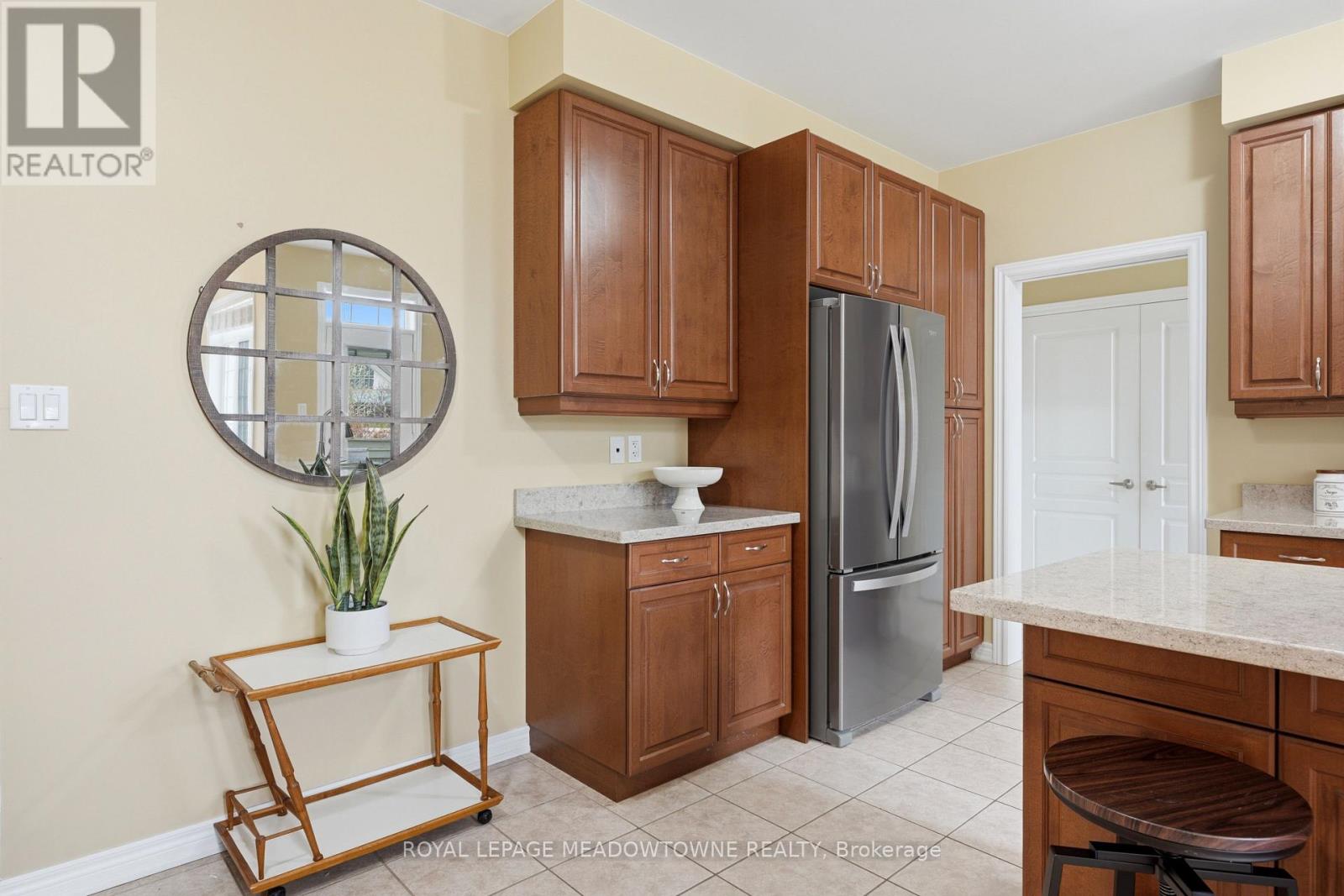 26 Garrison Square E, Halton Hills (Georgetown), Ontario  L7G 0B9 - Photo 16 - W13024206