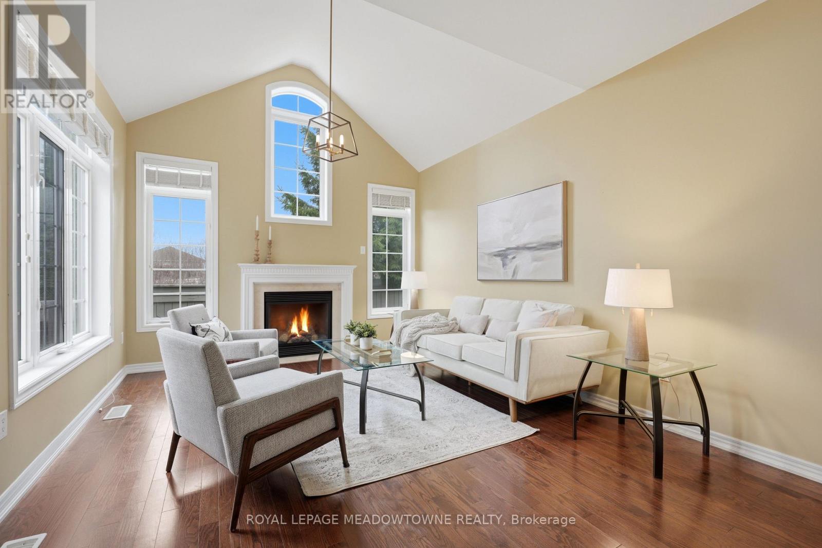 26 Garrison Square E, Halton Hills (Georgetown), Ontario  L7G 0B9 - Photo 20 - W13024206