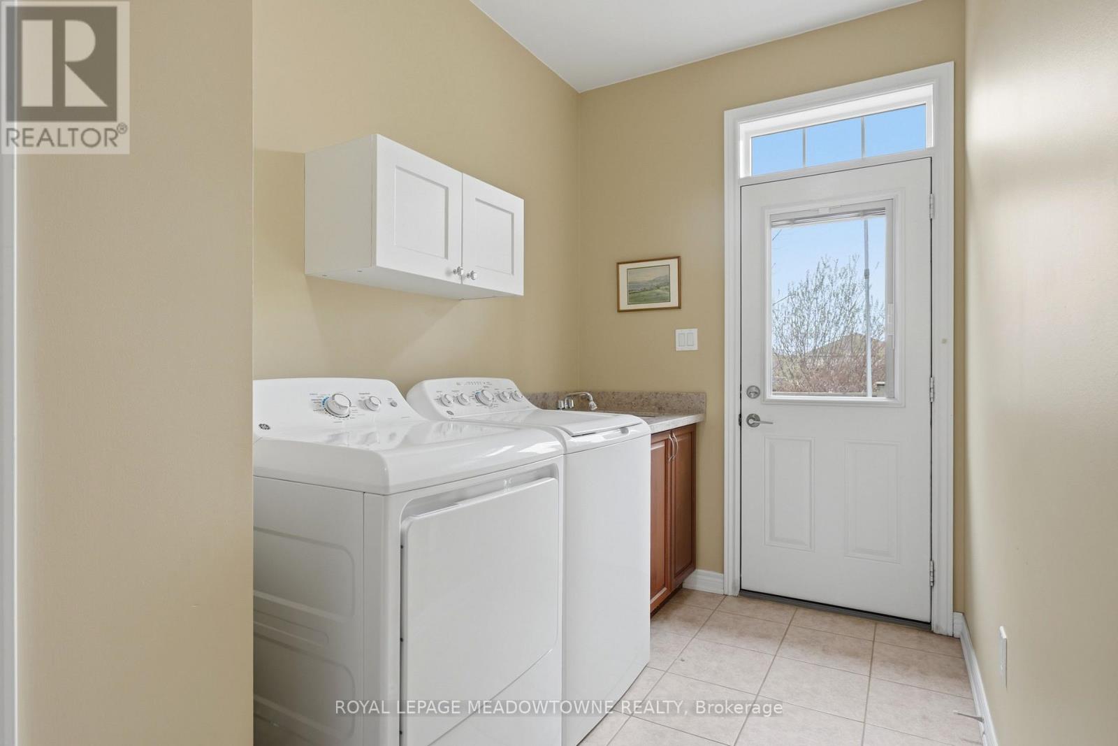 26 Garrison Square E, Halton Hills (Georgetown), Ontario  L7G 0B9 - Photo 25 - W13024206