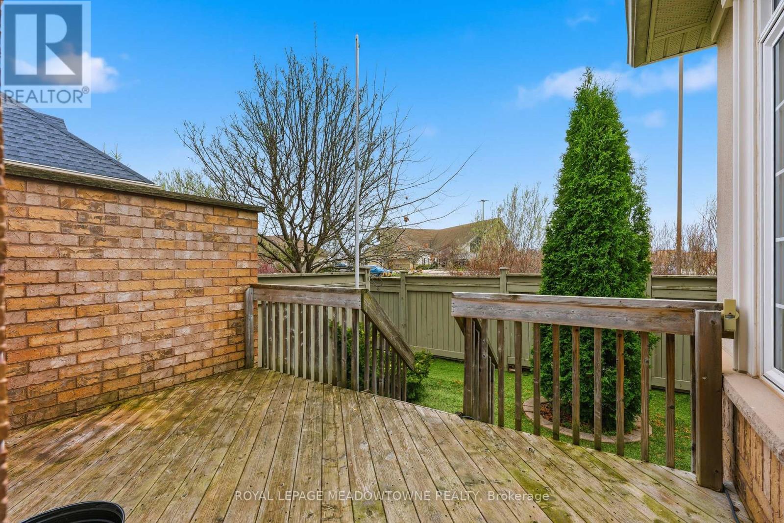 26 Garrison Square E, Halton Hills (Georgetown), Ontario  L7G 0B9 - Photo 43 - W13024206