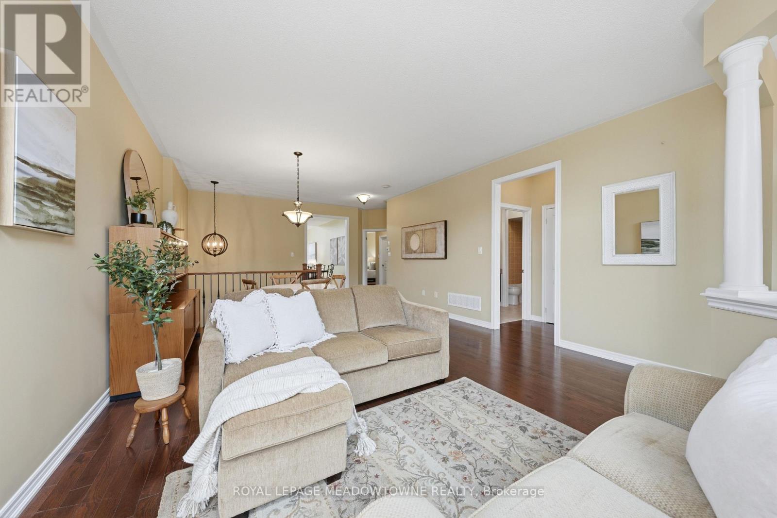 26 Garrison Square E, Halton Hills (Georgetown), Ontario  L7G 0B9 - Photo 9 - W13024206