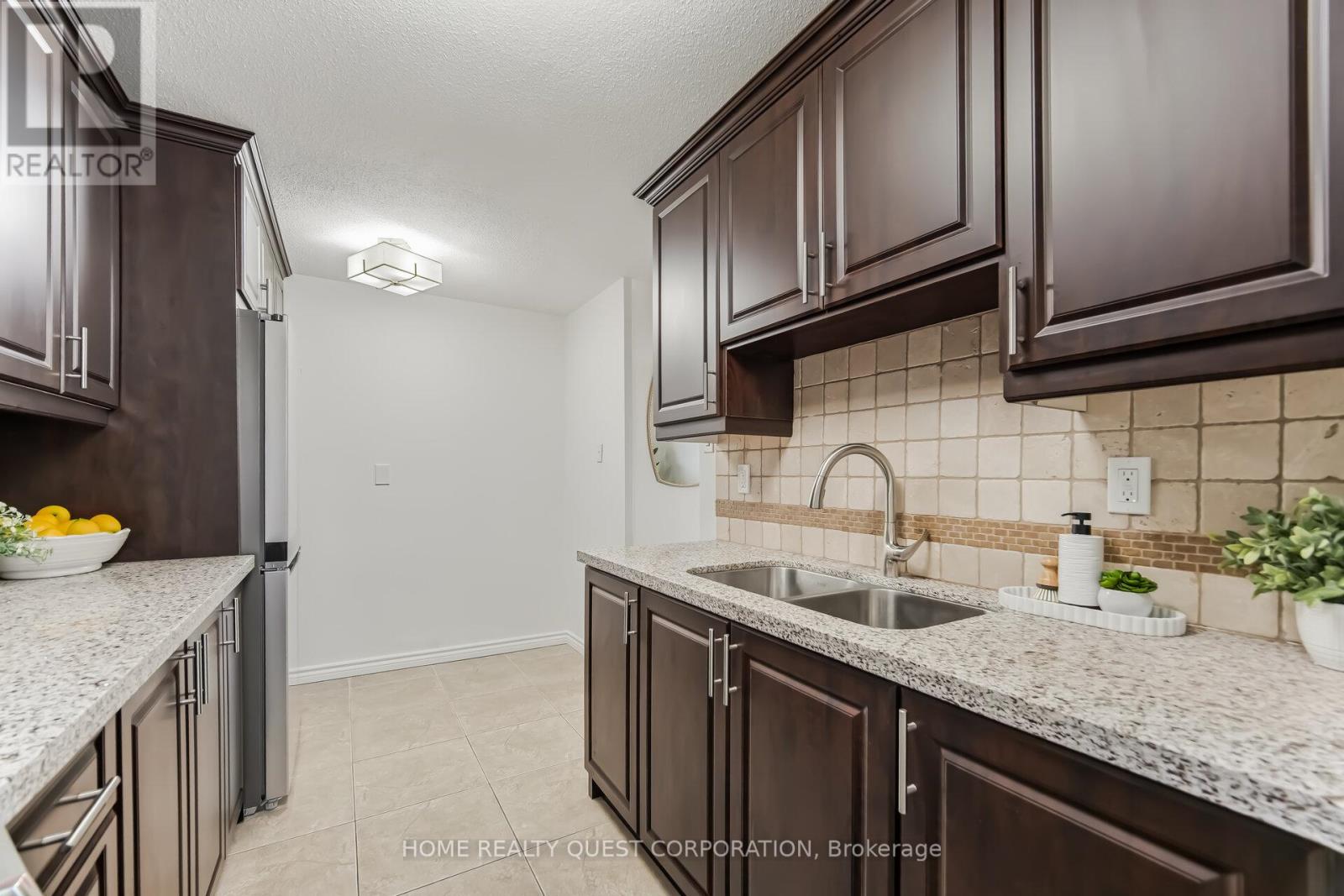 605 - 3120 Kirwin Avenue, Mississauga, Ontario  L5A 3R2 - Photo 14 - W13024220