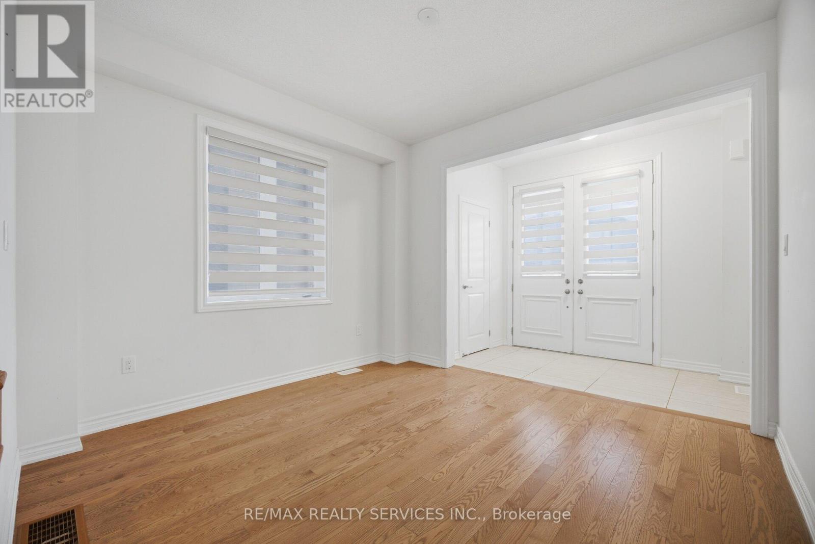 26 Gatherwood Terrace, Caledon, Ontario  L7C 4M5 - Photo 6 - W13024292