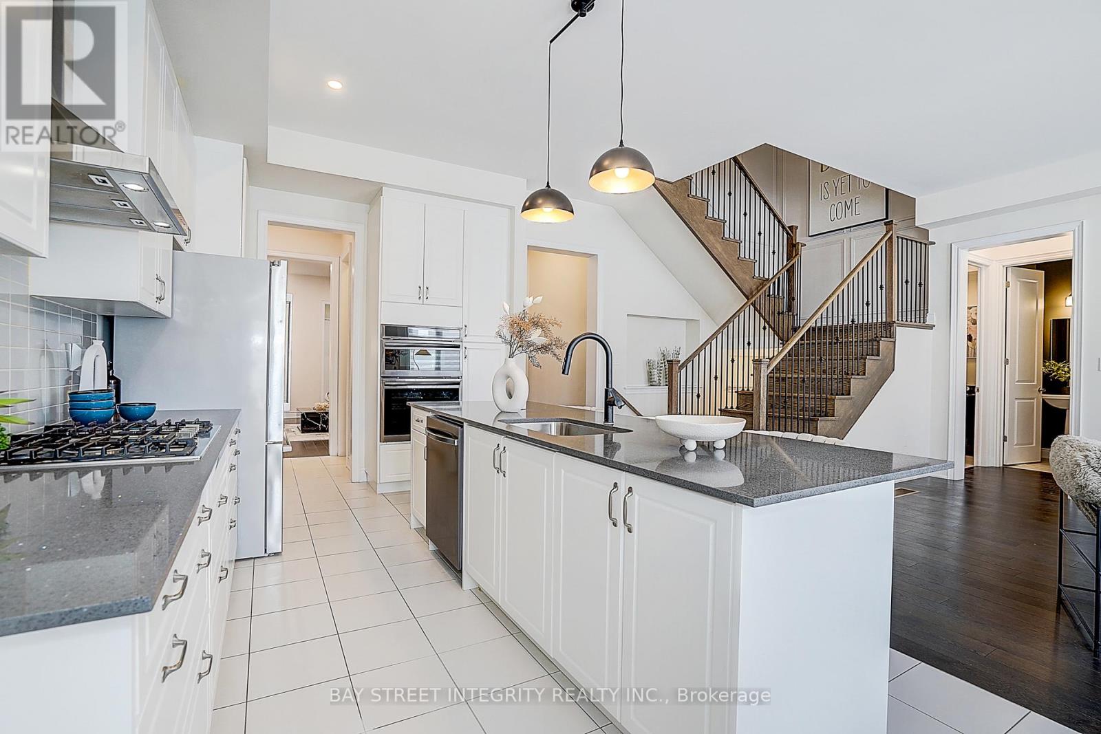 38 Settlers Road E, Oakville, Ontario  L6H 0Y8 - Photo 13 - W13024298