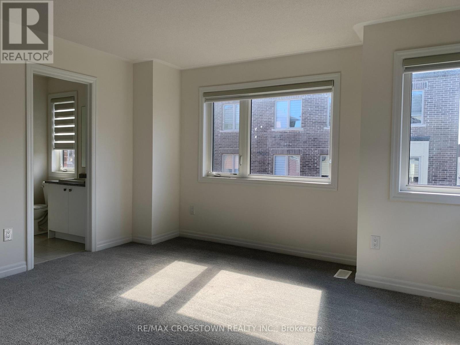 179 William Booth Avenue, Newmarket, Ontario  L3Y 4V9 - Photo 18 - N12985204