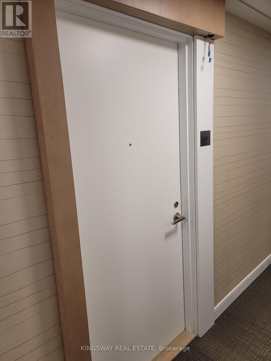 2108 - 70 Annie Craig Drive, Toronto, Ontario  M8V 0G2 - Photo 2 - W12902100