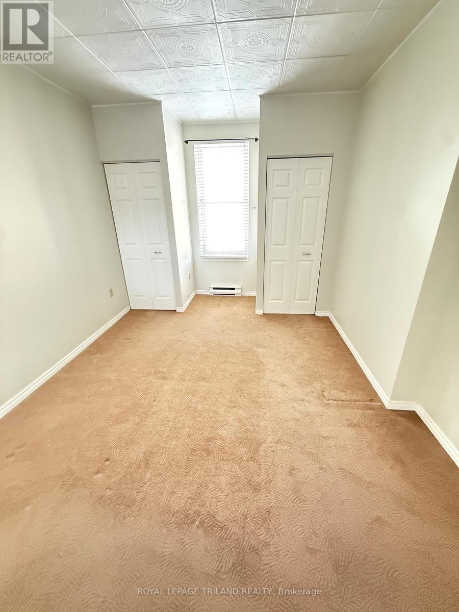 301 - 275 Queens Avenue, London East, Ontario  N6B 1X2 - Photo 11 - X12803572